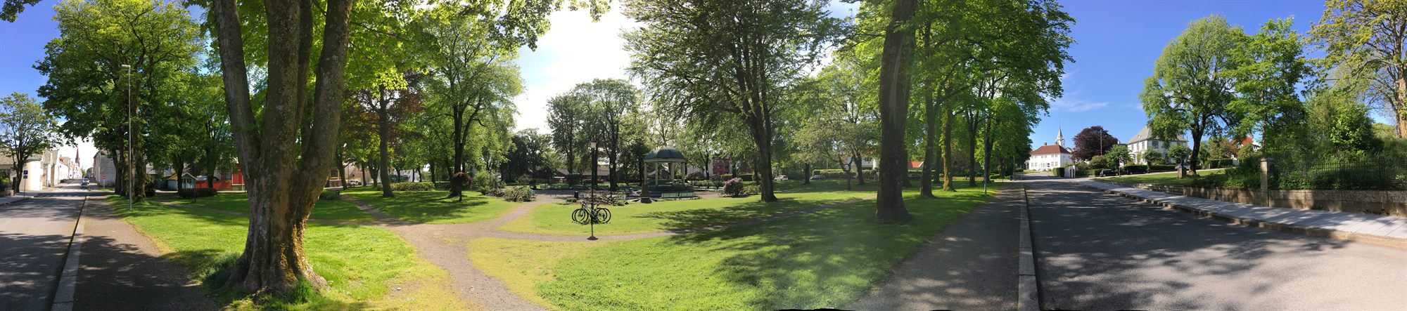 Byparken og musikkpaviljongen i Haugesund, like ved Bykalas-området