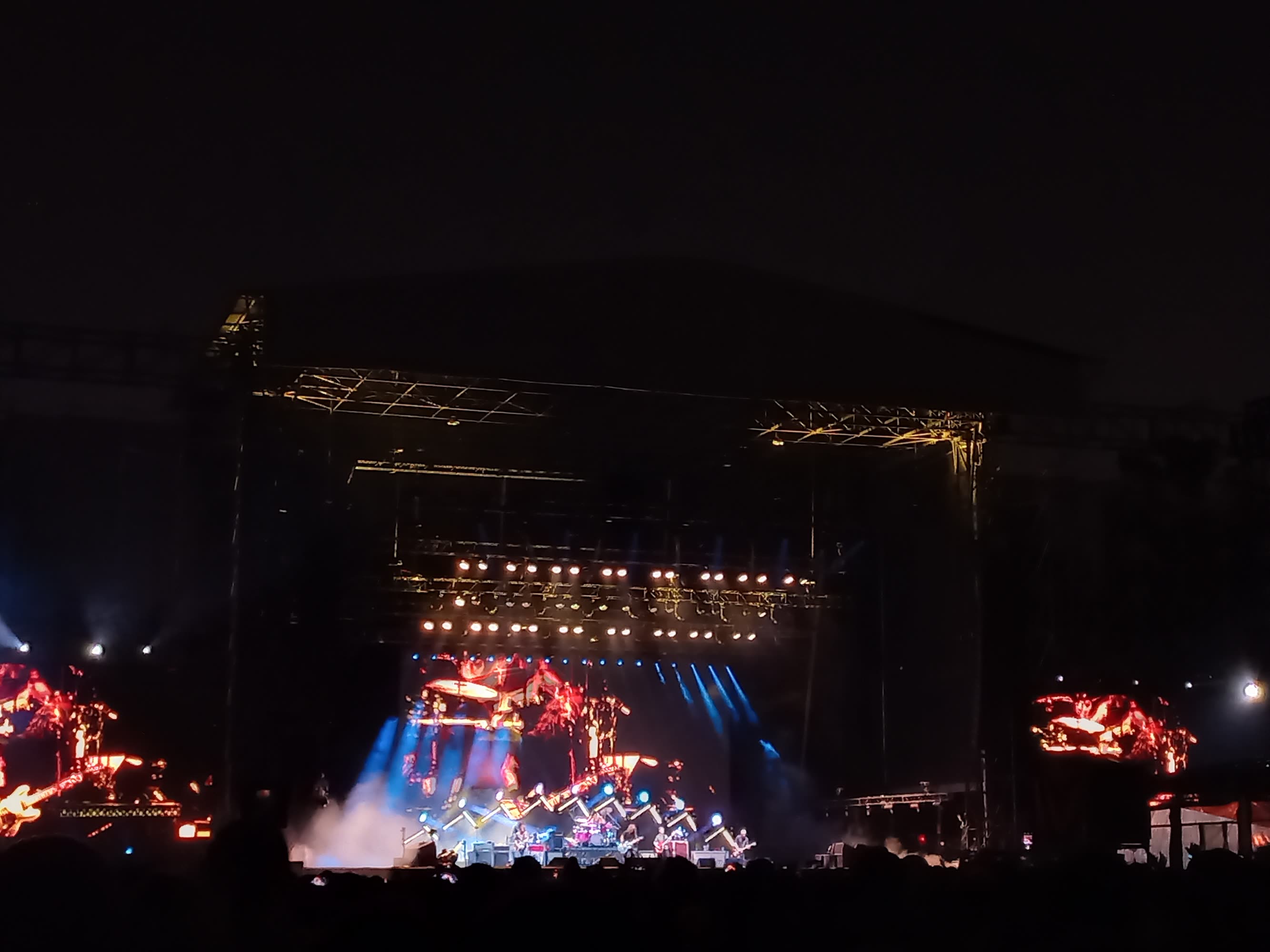 Foo Fighters live